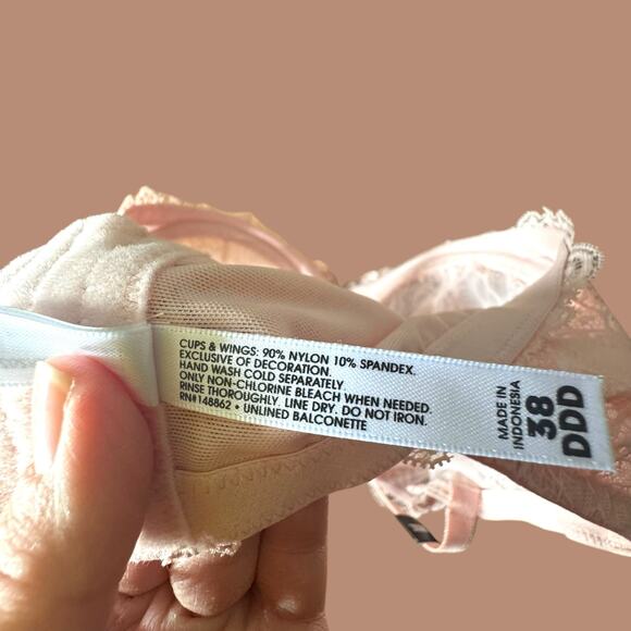 Torrid Curve Unlined Balconette Bra Pink Lotus Lace Underwire Sexy 38 DDD NEW - Picture 16 of 16